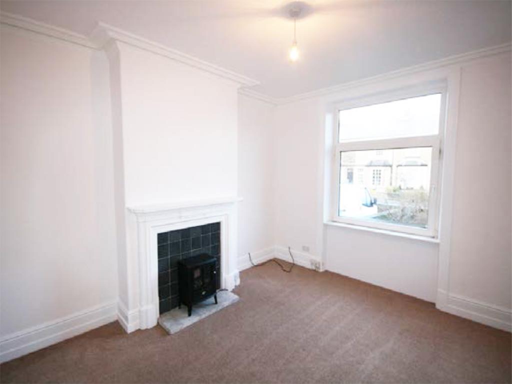 4 bedroom terraced house To Let in Barnoldswick - 12oakterracebarnoldswick-3.jpg